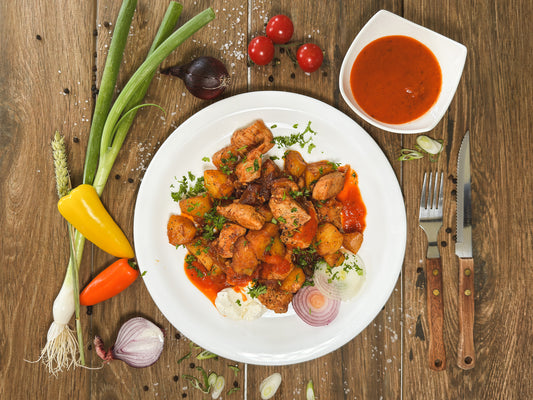 Tomate Paprika Chutney Hähnchen-Schmorgericht